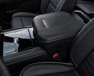 The New 2025 GMC Yukon XL in Port Perry, ON
